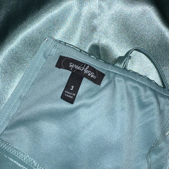 Speechless Deess - Picture 5 of 5